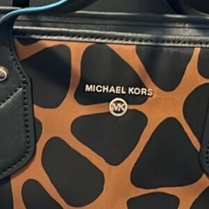 MICHAEL Michael Kors Black and Brown Giraffe Print Tote